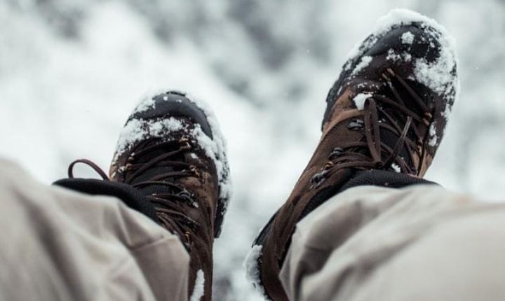 skor för vintervandring och tältning